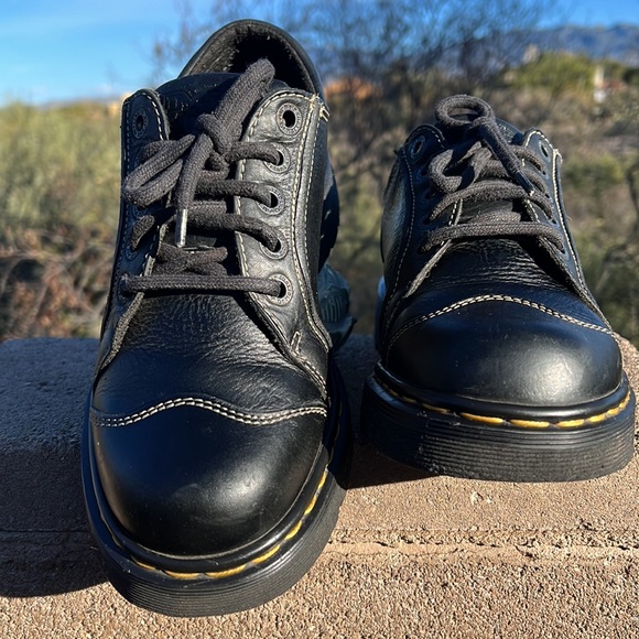 🏴󠁧󠁢󠁥󠁮󠁧󠁿 Dr. Martens MIE Chunky Black Cap Toe Oxfords UK 6 - Picture 14 of 17